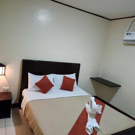 Elegance Guesthouse Pasay Buitenkant foto