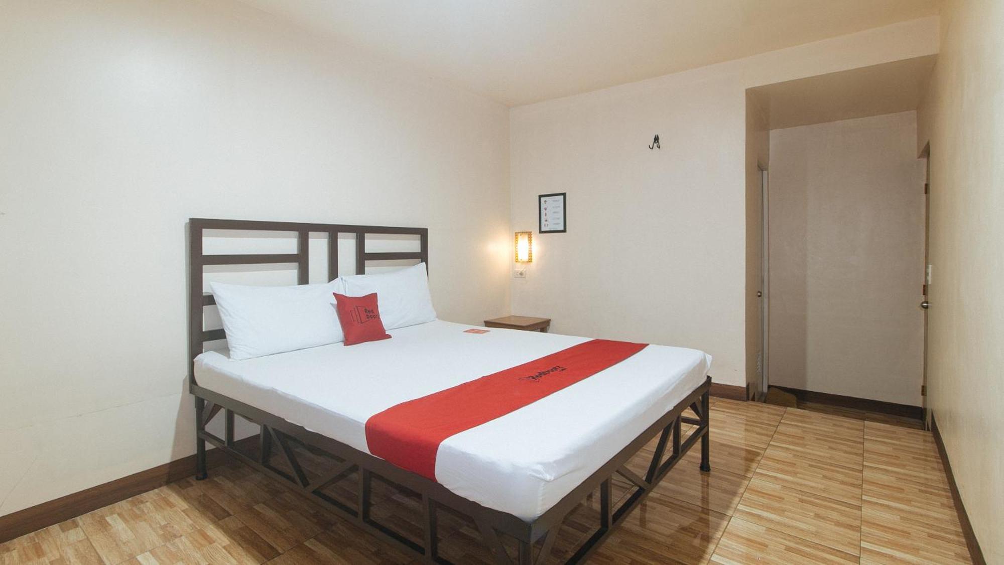 Elegance Guesthouse Pasay Buitenkant foto