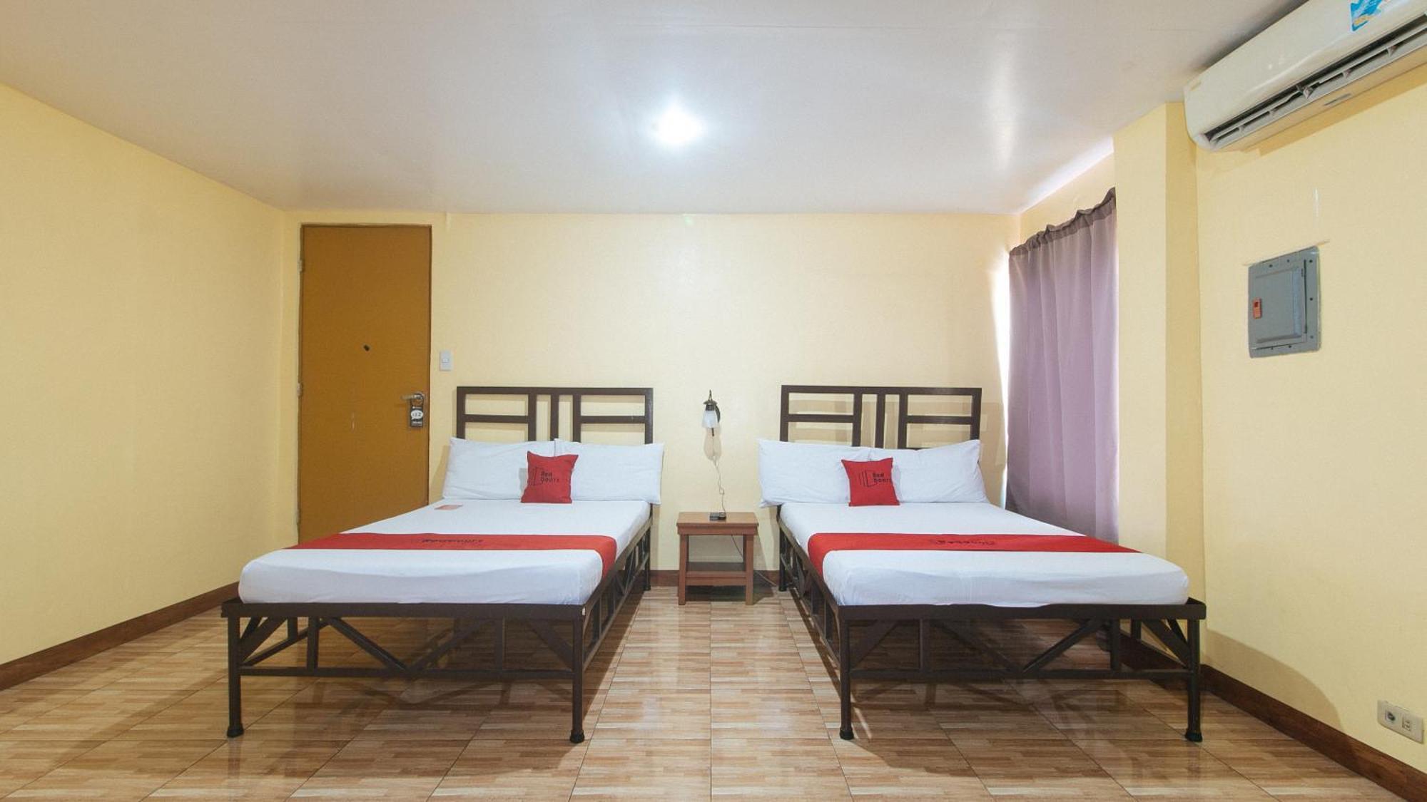 Elegance Guesthouse Pasay Buitenkant foto