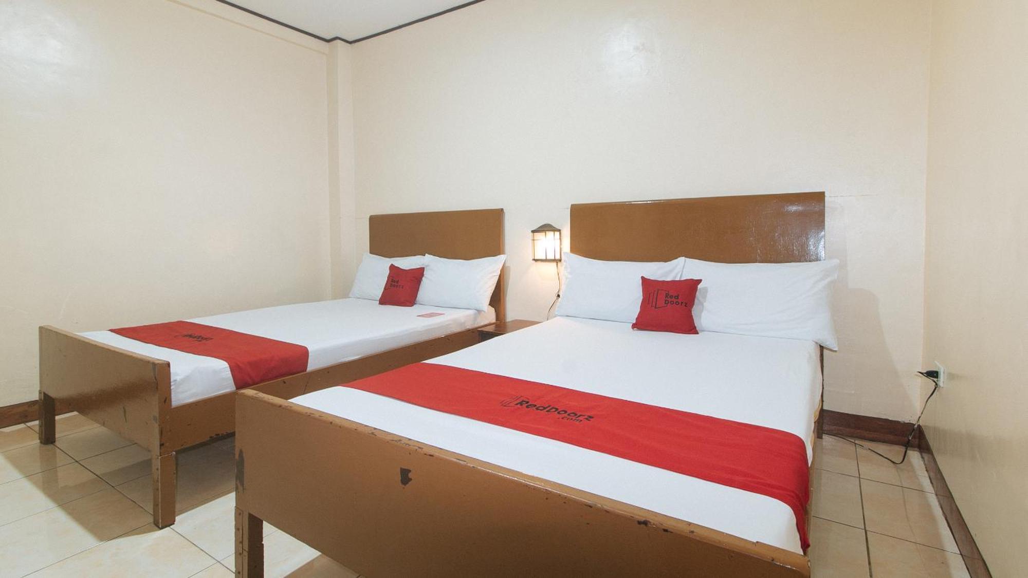 Elegance Guesthouse Pasay Buitenkant foto