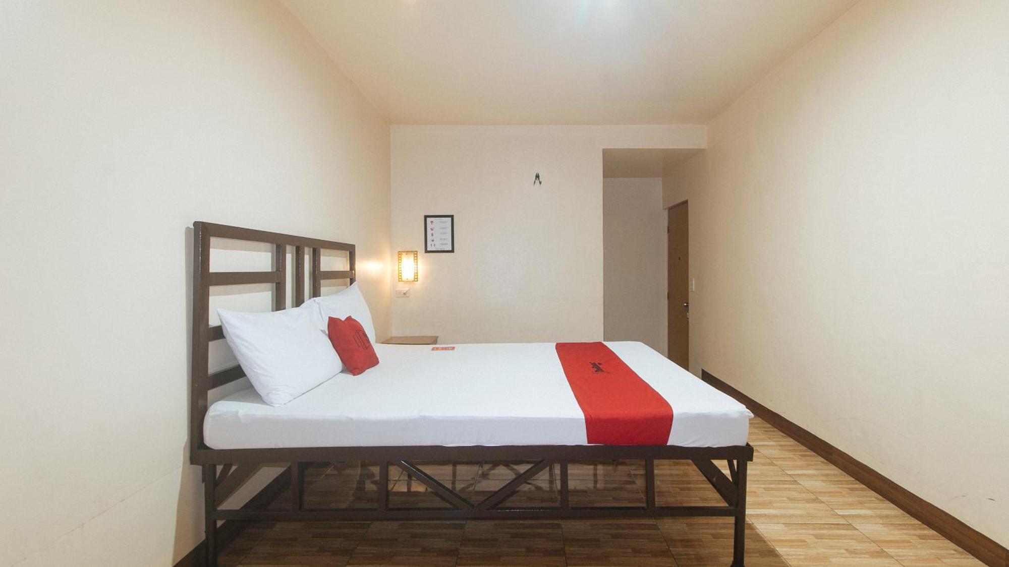 Elegance Guesthouse Pasay Buitenkant foto