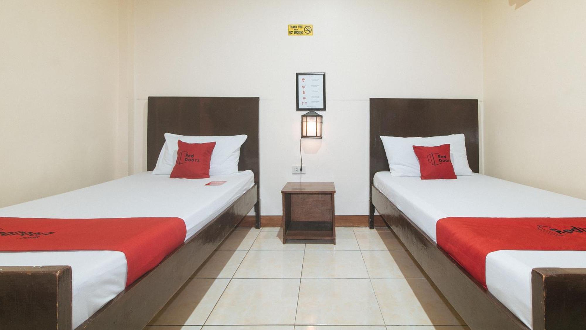 Elegance Guesthouse Pasay Buitenkant foto