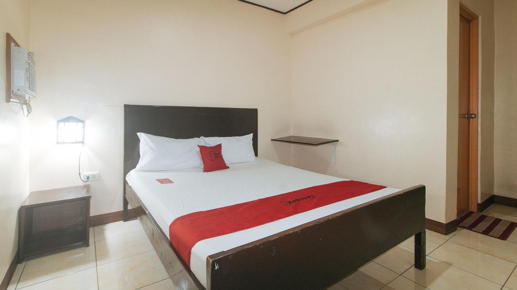 Elegance Guesthouse Pasay Buitenkant foto