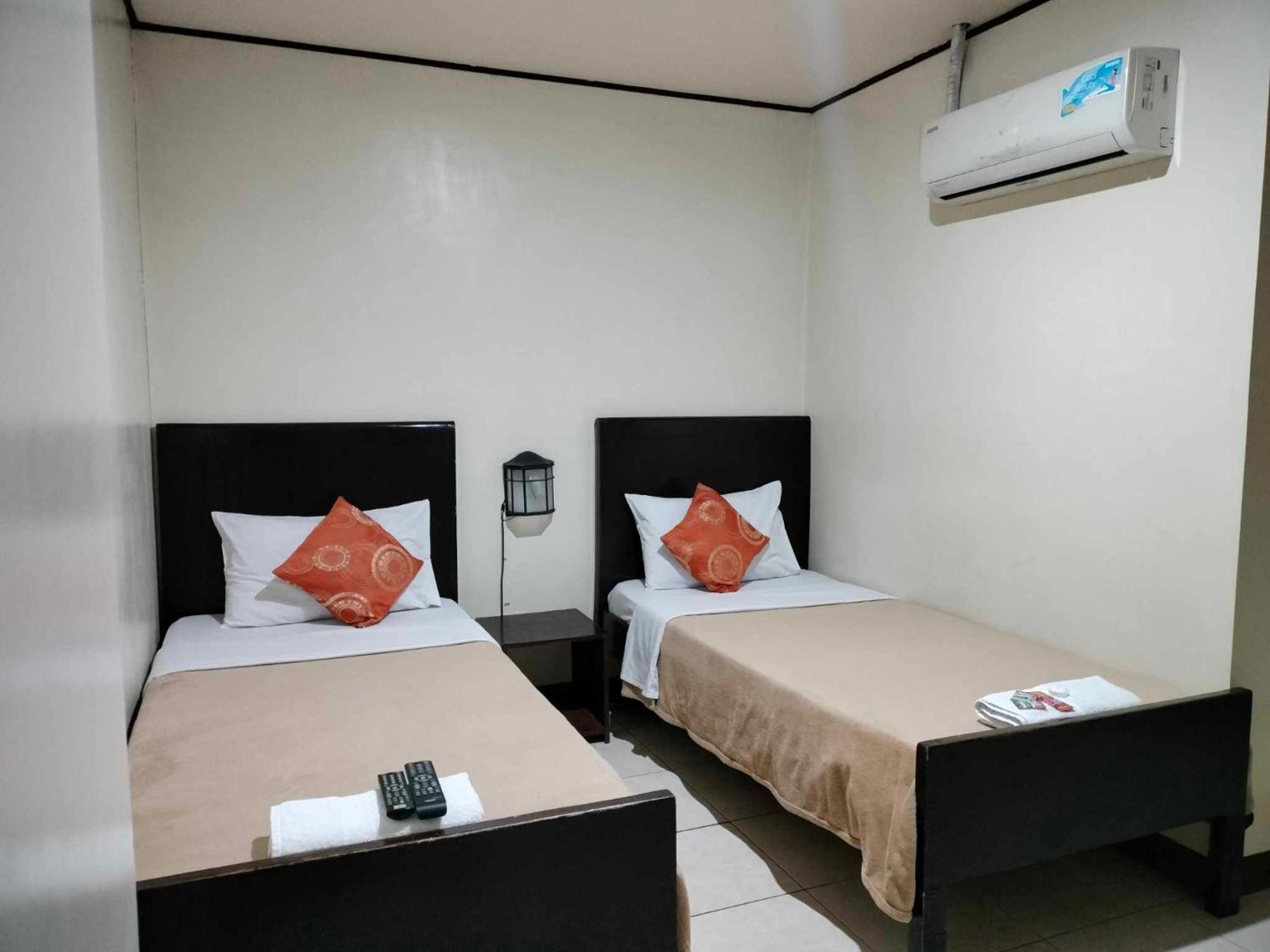 Elegance Guesthouse Pasay Buitenkant foto